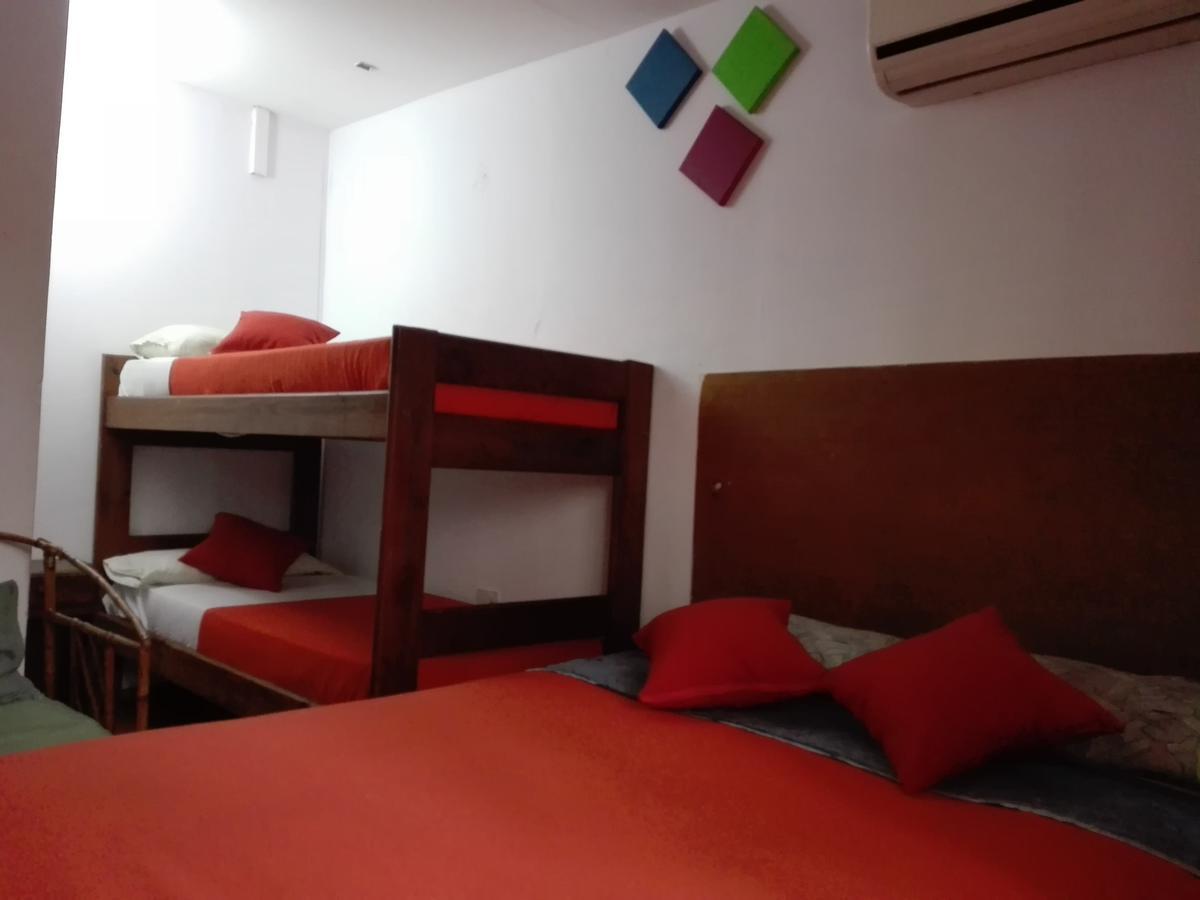 Charcas Hostel Buenos Aires Exteriör bild