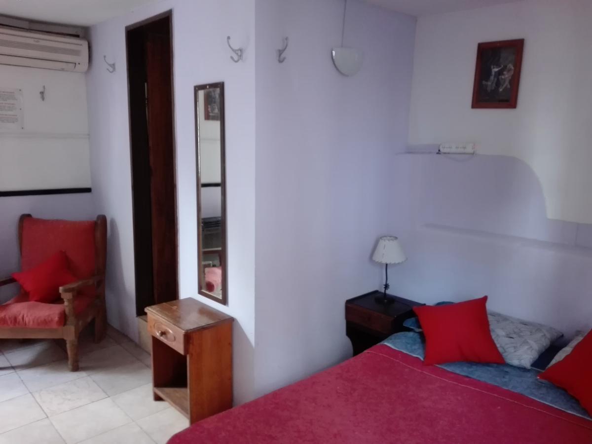 Charcas Hostel Buenos Aires Exteriör bild