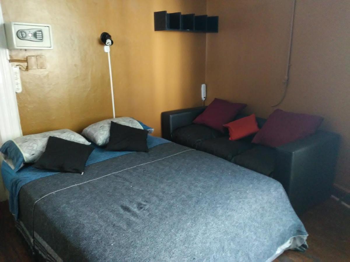 Charcas Hostel Buenos Aires Exteriör bild
